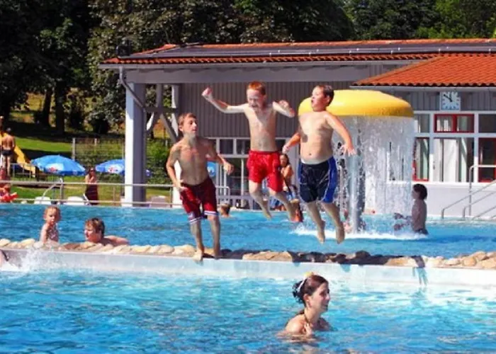 Type Robinson منتجع Ronshausen